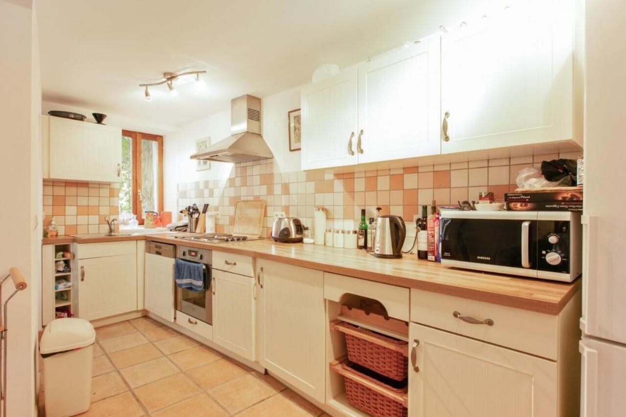 Charming And Quaint 2-Bed House In Marseillan Vila Exterior foto